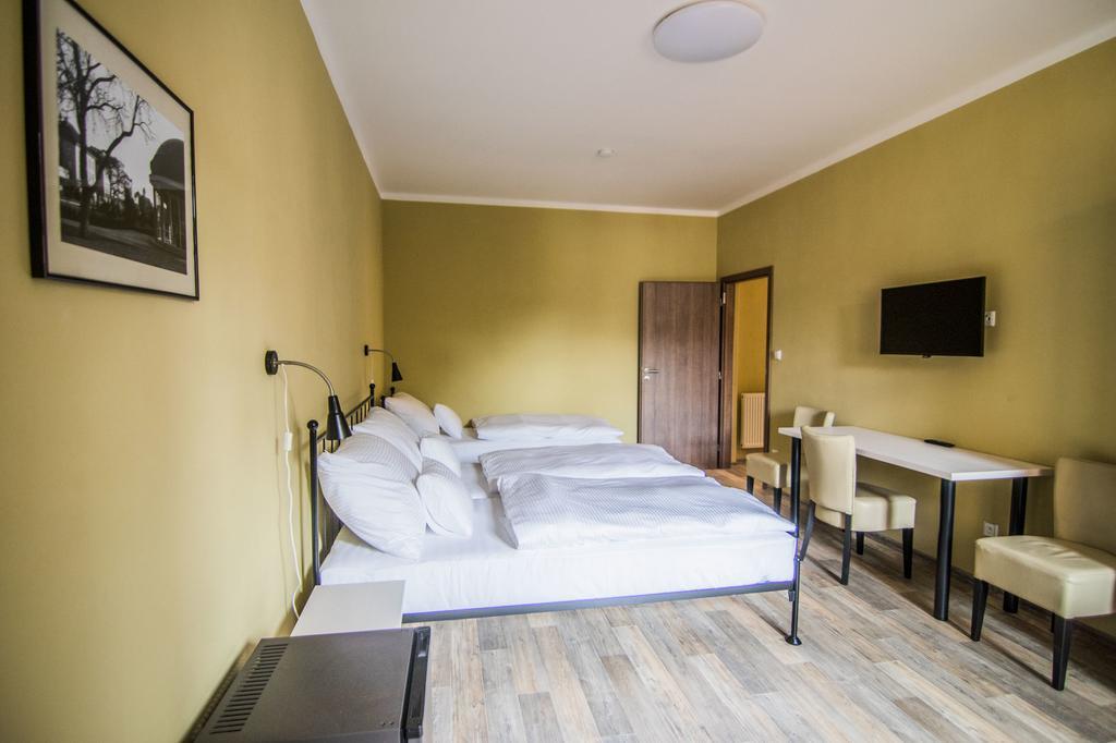 Pension Viktorin Podebrady Exterior photo